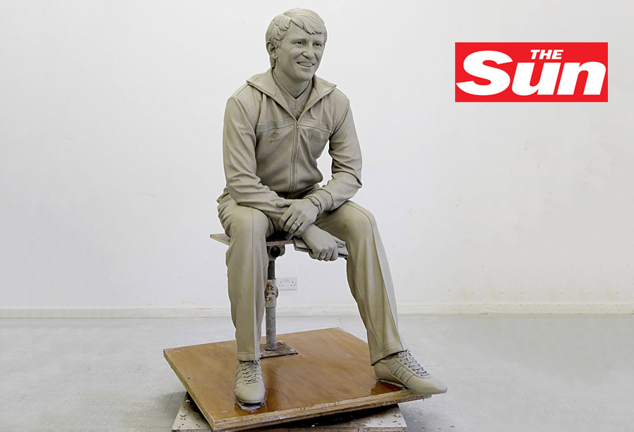 statue Graham Taylor by Douglas Jennings